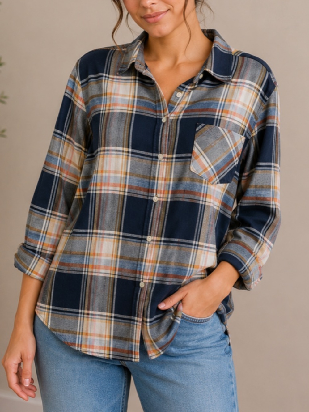 Old Navy Women’s Navy Plaid The Boyfriend Flannel Button-Down Shirt, size XL